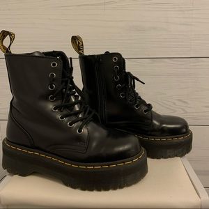 JADON - DR. MARTENS